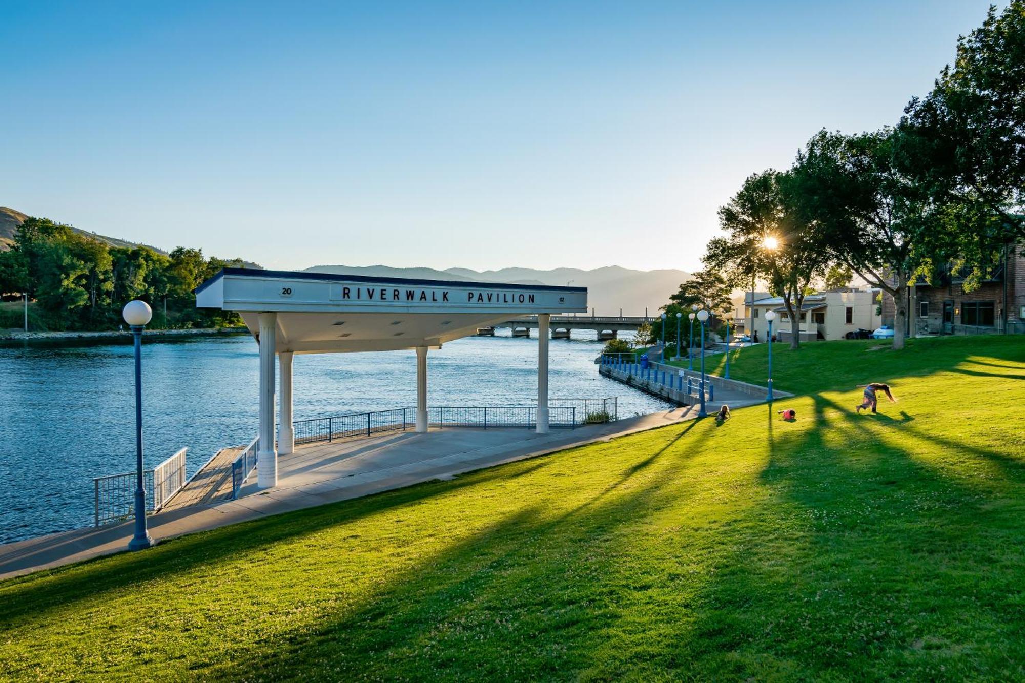Chelan Resort Suites: Lake Life #112 外观 照片